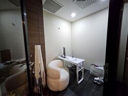 Hongkong Street (D1), Office #543709261